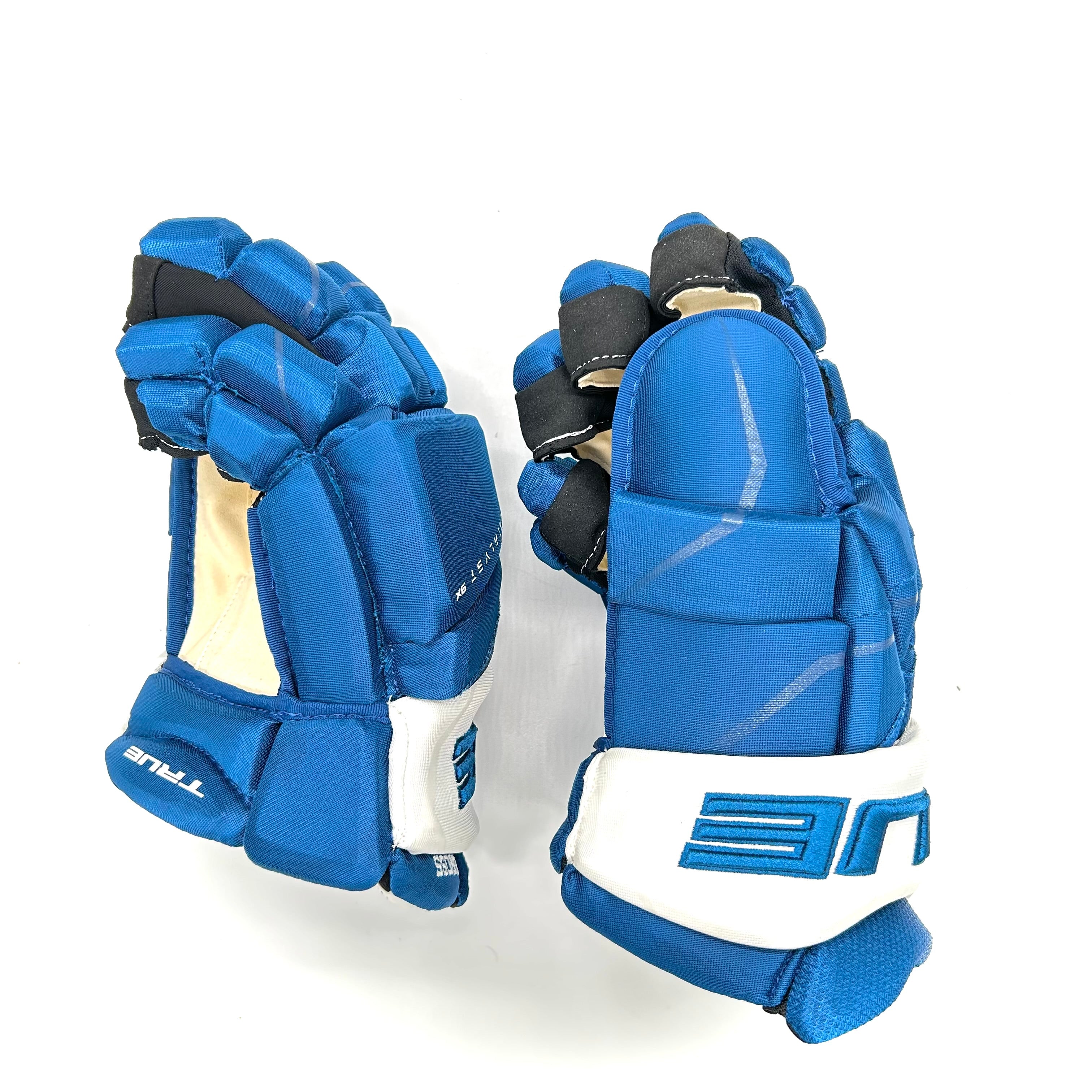 True Catalyst 9X - Gant NHL Pro Stock - Jordan Gross (Bleu/Blanc)